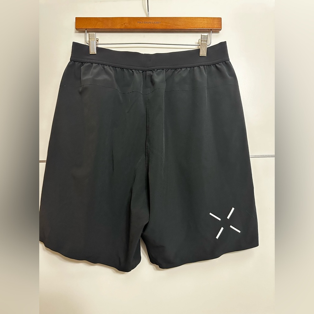 Ten Thousand Interval short.  XL 7” No Liner. Black